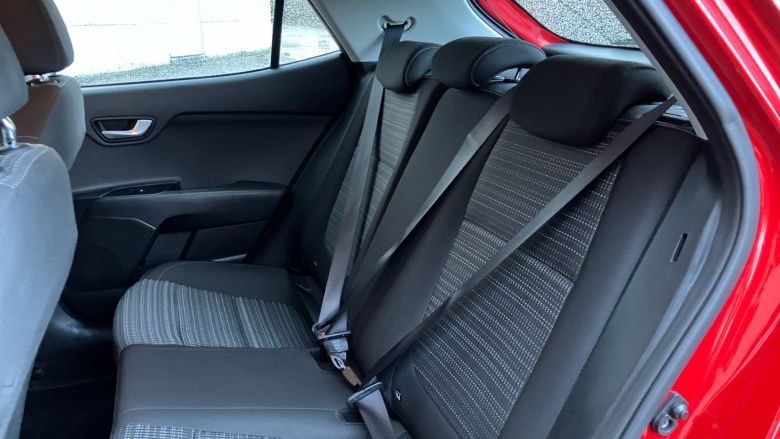 Kia Stonic 1.4 MPi 2 5dr Petrol Estate